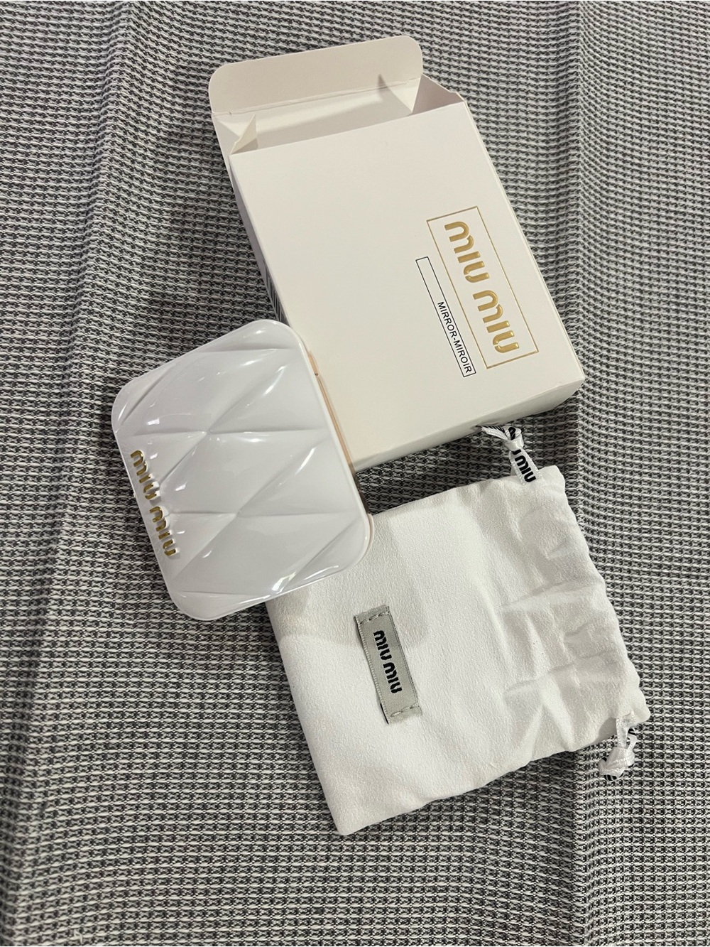 Miu Miu Gold Compact Mirror with White Pouch & Box - Picture 2 of 2